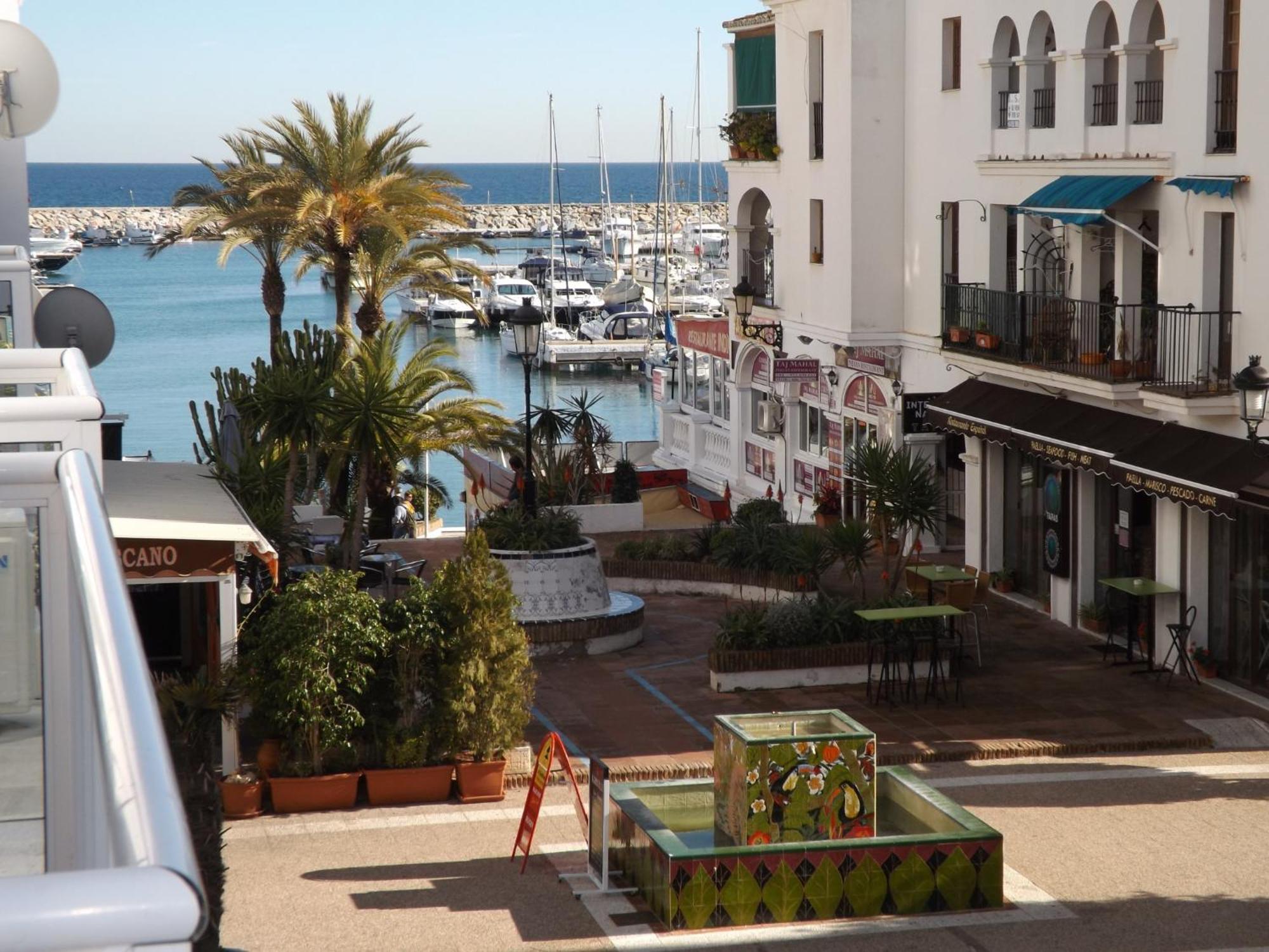 Duquesa Harbour Club Aparthotel Manilva Exteriör bild